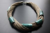Naszyjnik - Szare sznurki z turkusowymi rurkami